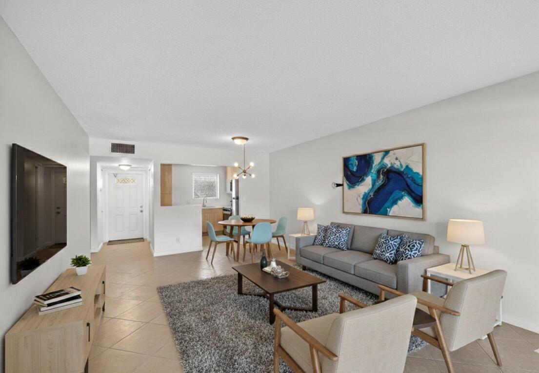 WATERWAY CLUB - Residential