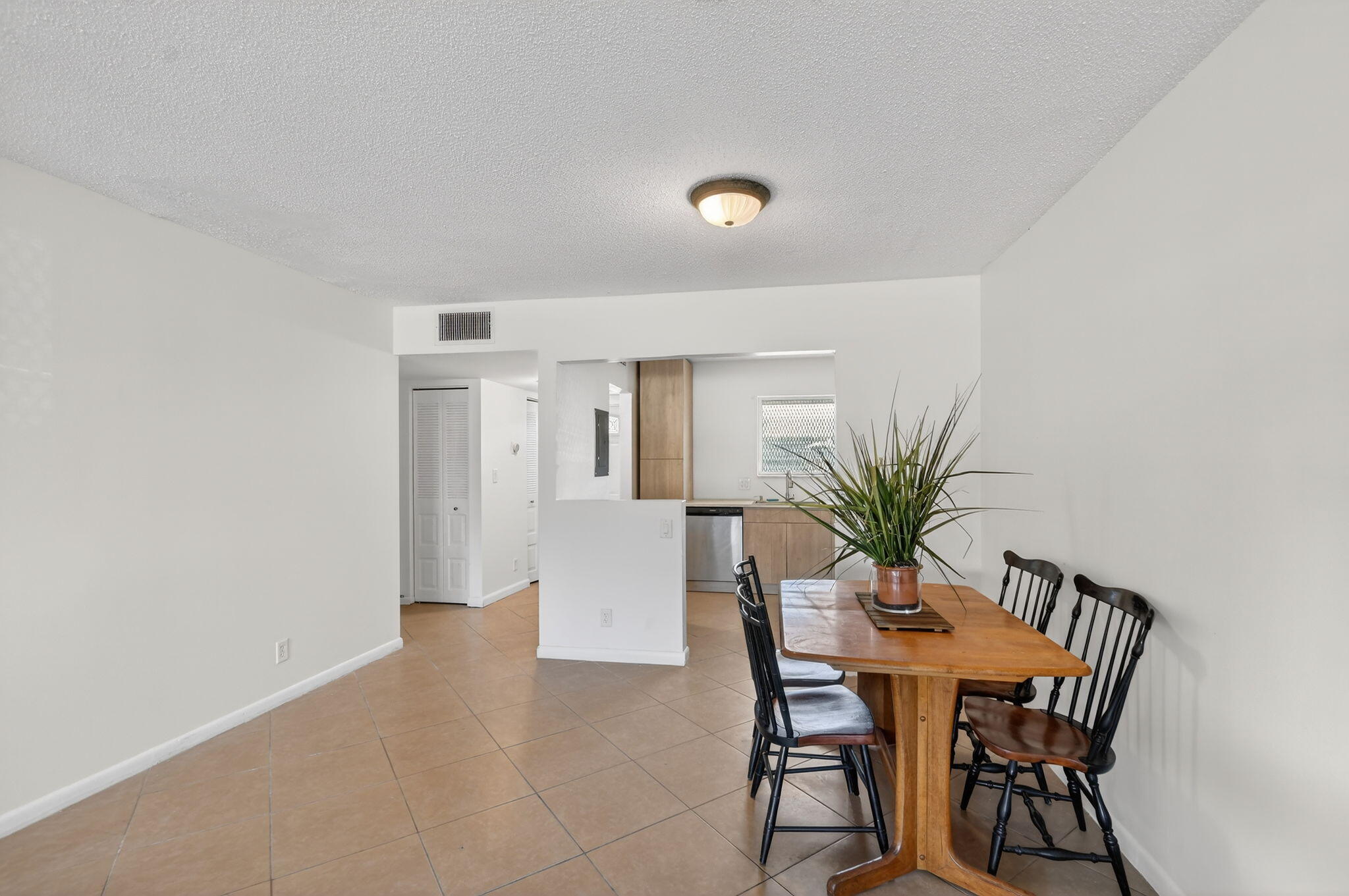 WATERWAY CLUB - Residential