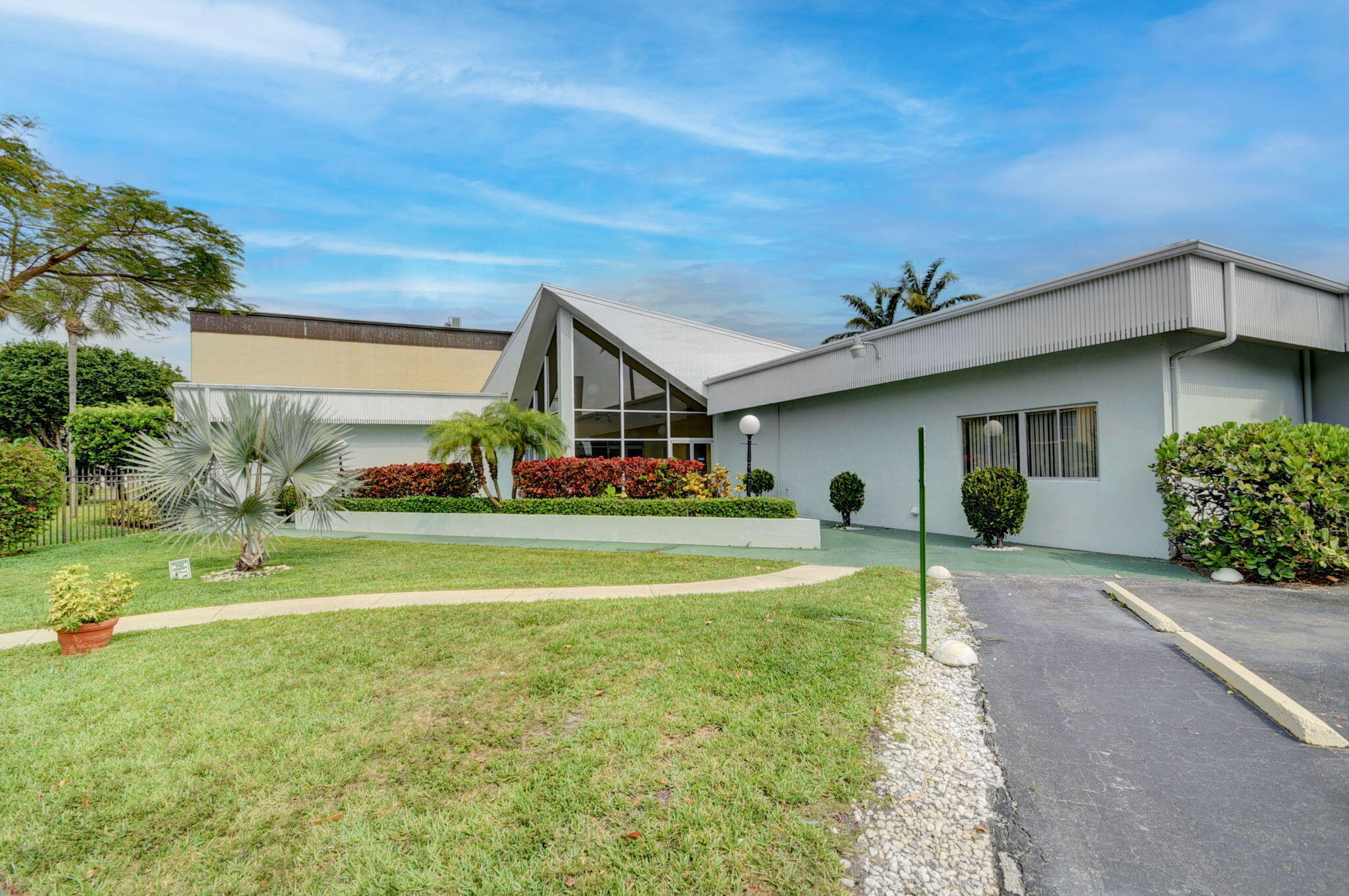 WATERWAY CLUB - Residential