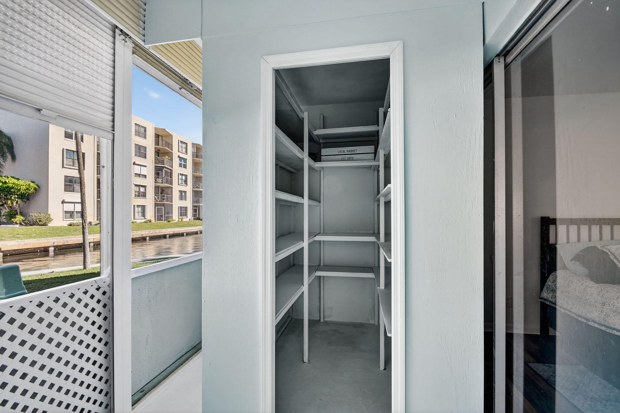 WATERWAY CLUB - Residential