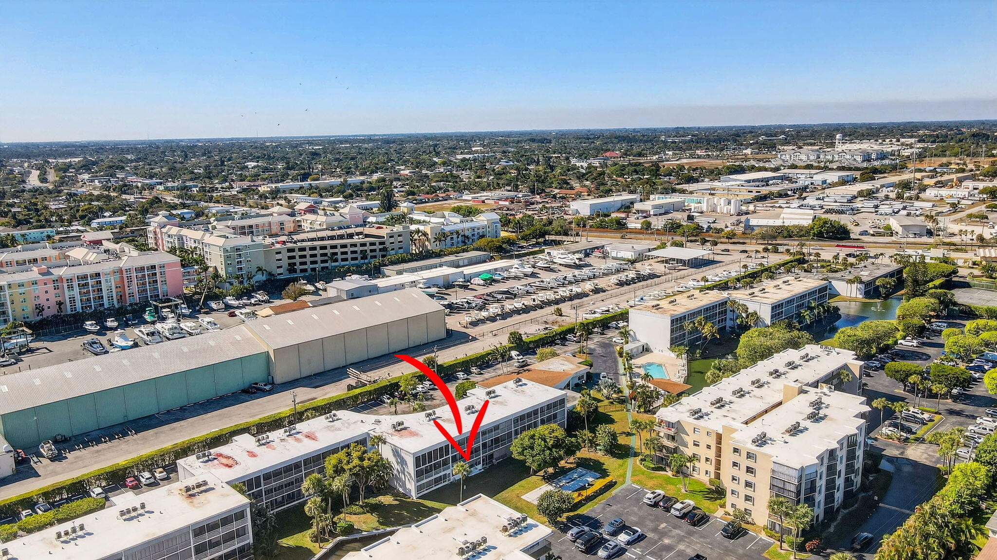 WATERWAY CLUB - Residential