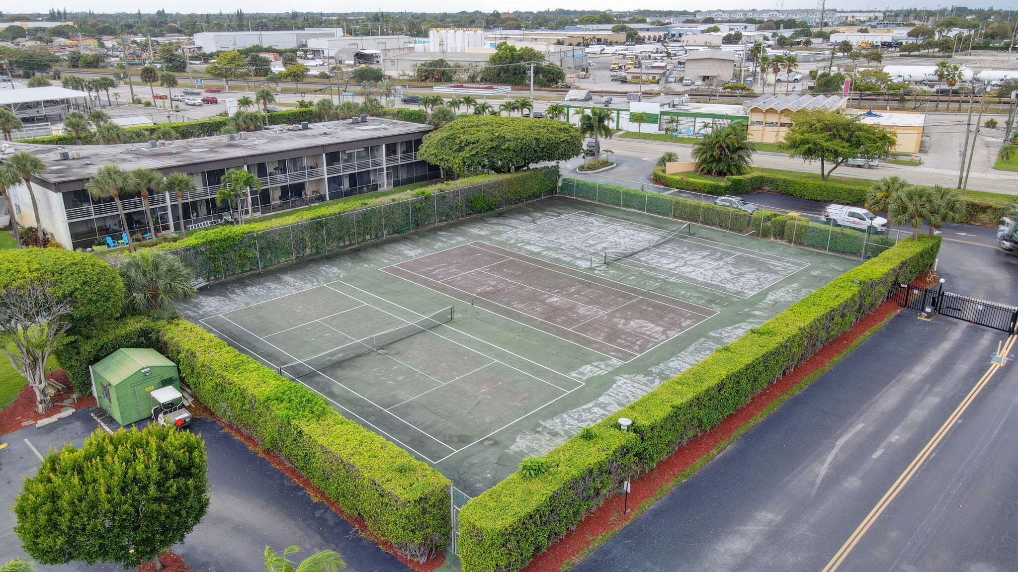 WATERWAY CLUB - Residential