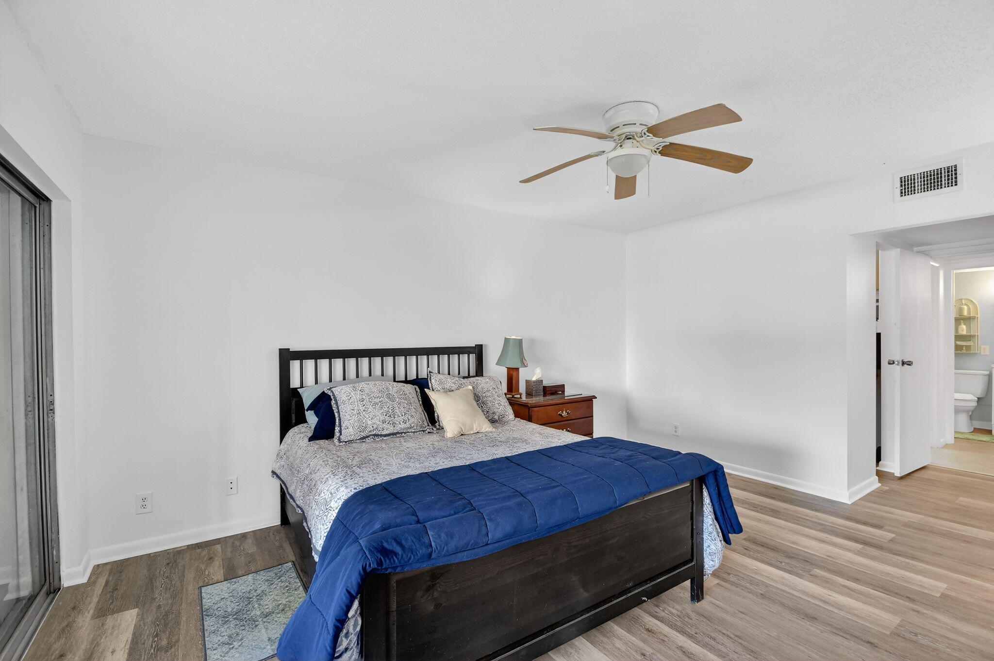 WATERWAY CLUB - Residential