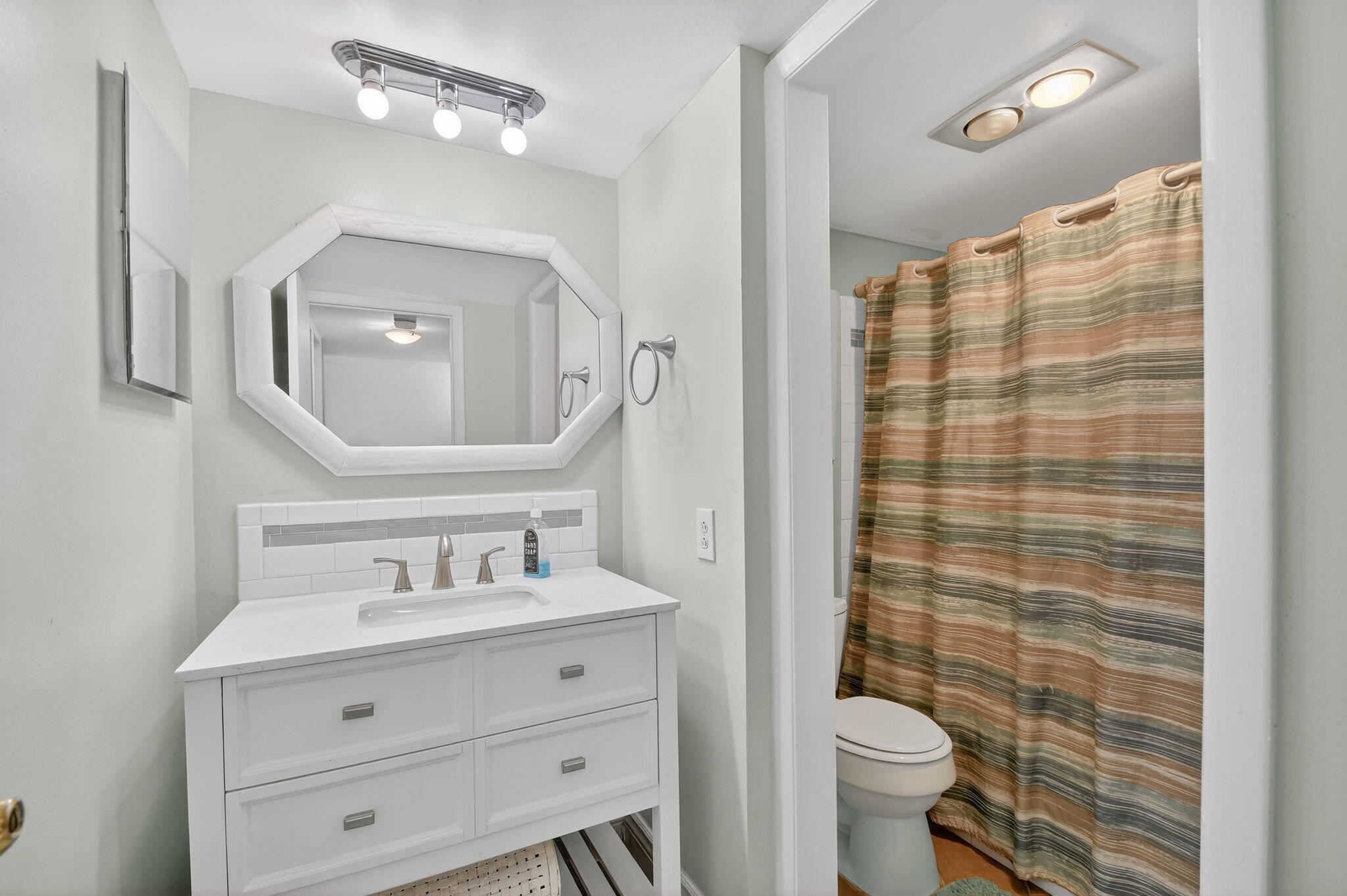 WATERWAY CLUB - Residential