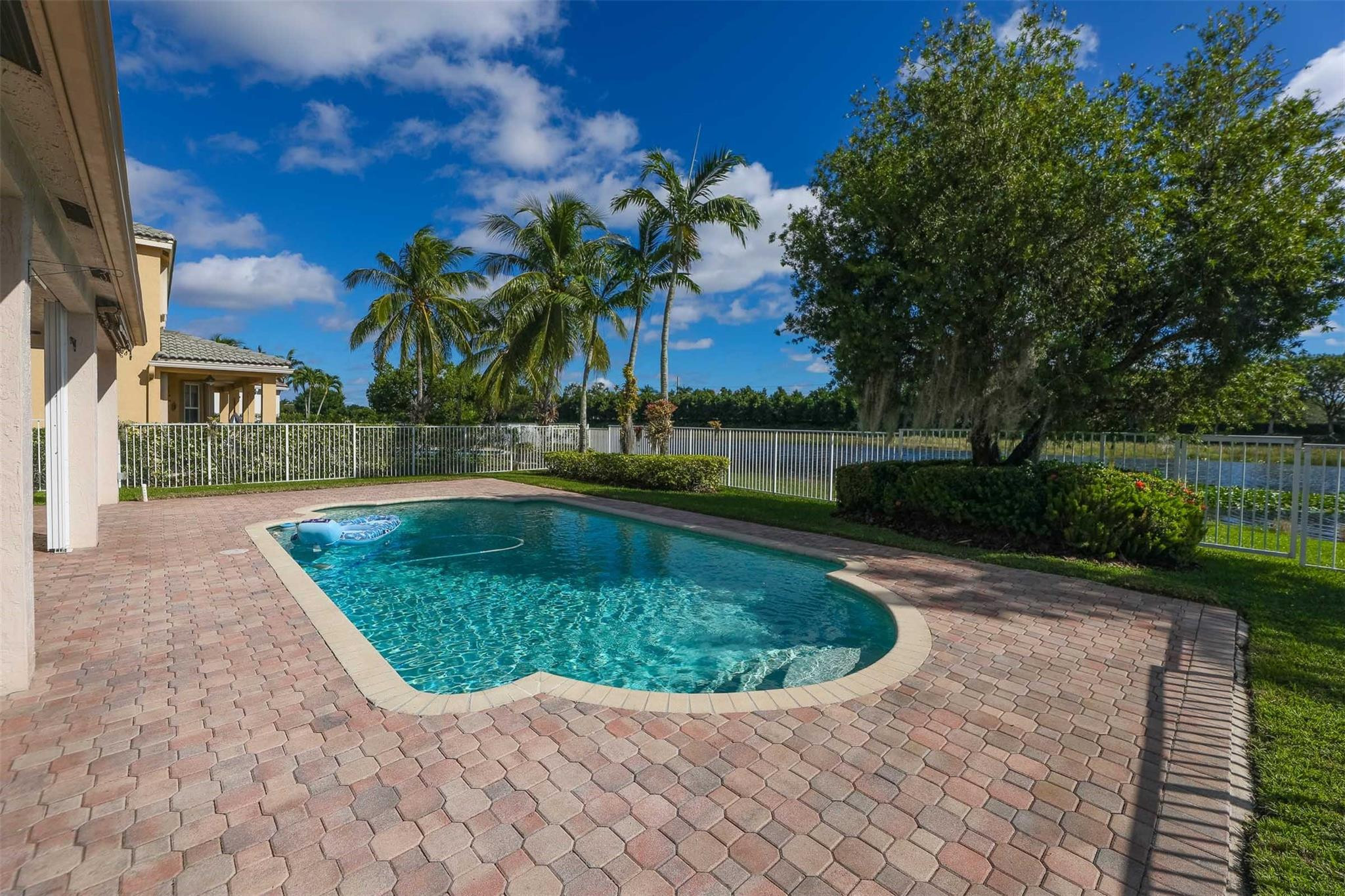 Savanna - Residential