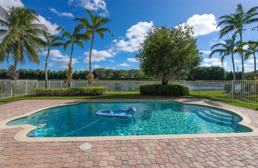 Great Single-Family Home in Desirable Gated Community of Savanna. Spectacular, 2-Story Home Features double height ceiling, tile floors downstairs w/the perfect Floor Plan: 1 Bedroom & Full Bathroom on the First Floor. Open Kitchen to Large Family Room, Living Room & Dining Room. Large Main Bedroom w/large Closets. Extended Covered Patio w/Tranquil Water Views & a Beautiful Pool. 6 Bed & 4 Full Baths, 2 Car Garage. Separate Laundry Room. 2 A/C units. Accordion Shutters. Community with amazing Clubhouse that features free form pool, lap pool, water-slide, children's aquatic play area, mini golf course, basketball court, roller hockey rink, pool-side BBQ area & ballroom/party area for rent. 24-7 security. Close to A+ schools, parks, shopping, dining, Cleveland Clinic & more. NO RENTAL FIRST YEAR AND NO PICKUP TRUCKS WITH NO COVER ALLOWED TO BE PARKED OUTSIDE. NO HOA APPROVAL REQUIRED.This listing is subject to error, omission and change without notice. All information to be confirmed by buyer and/or buyers’ agent.