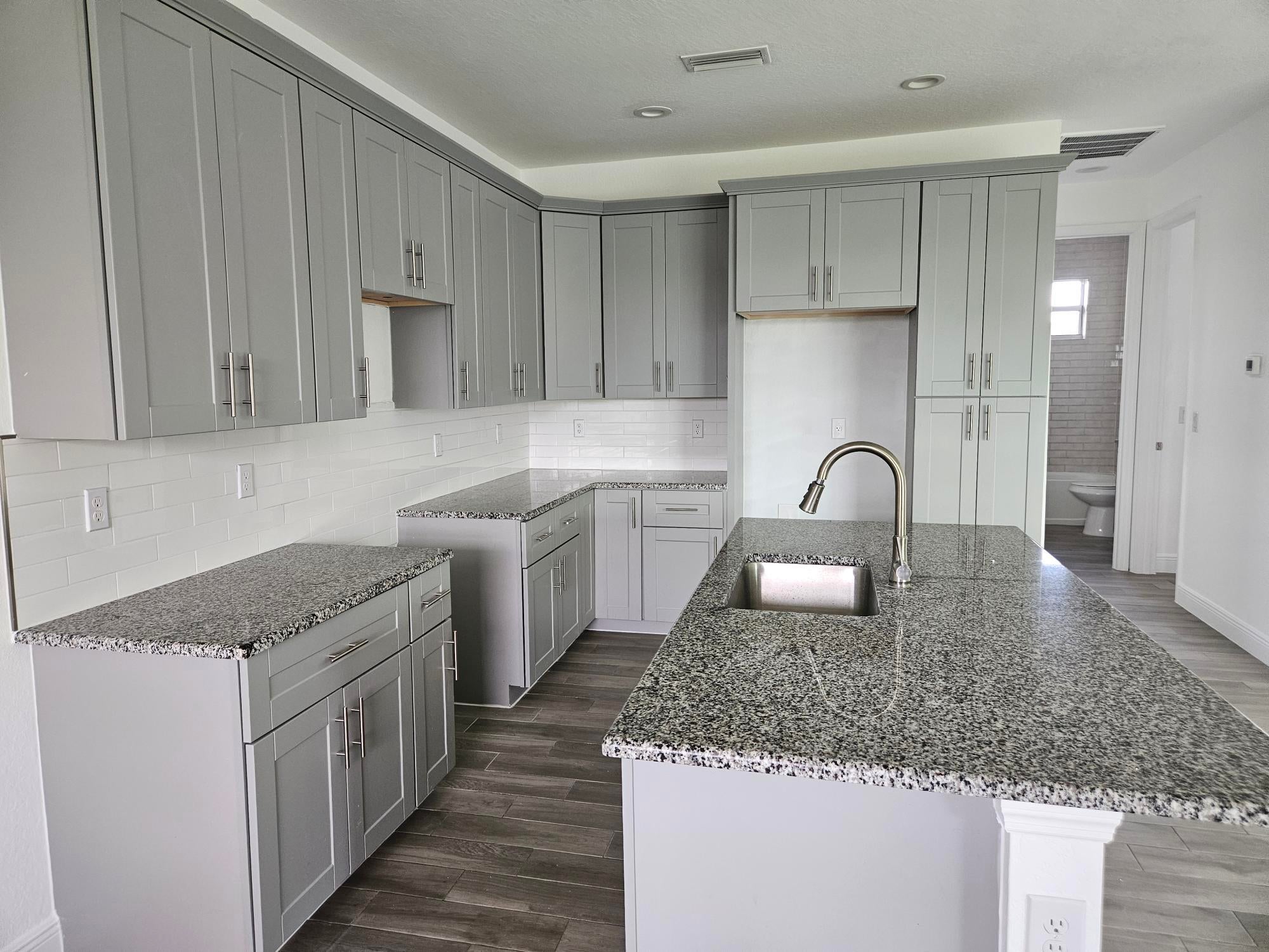 125 BETHLEHEM Place
