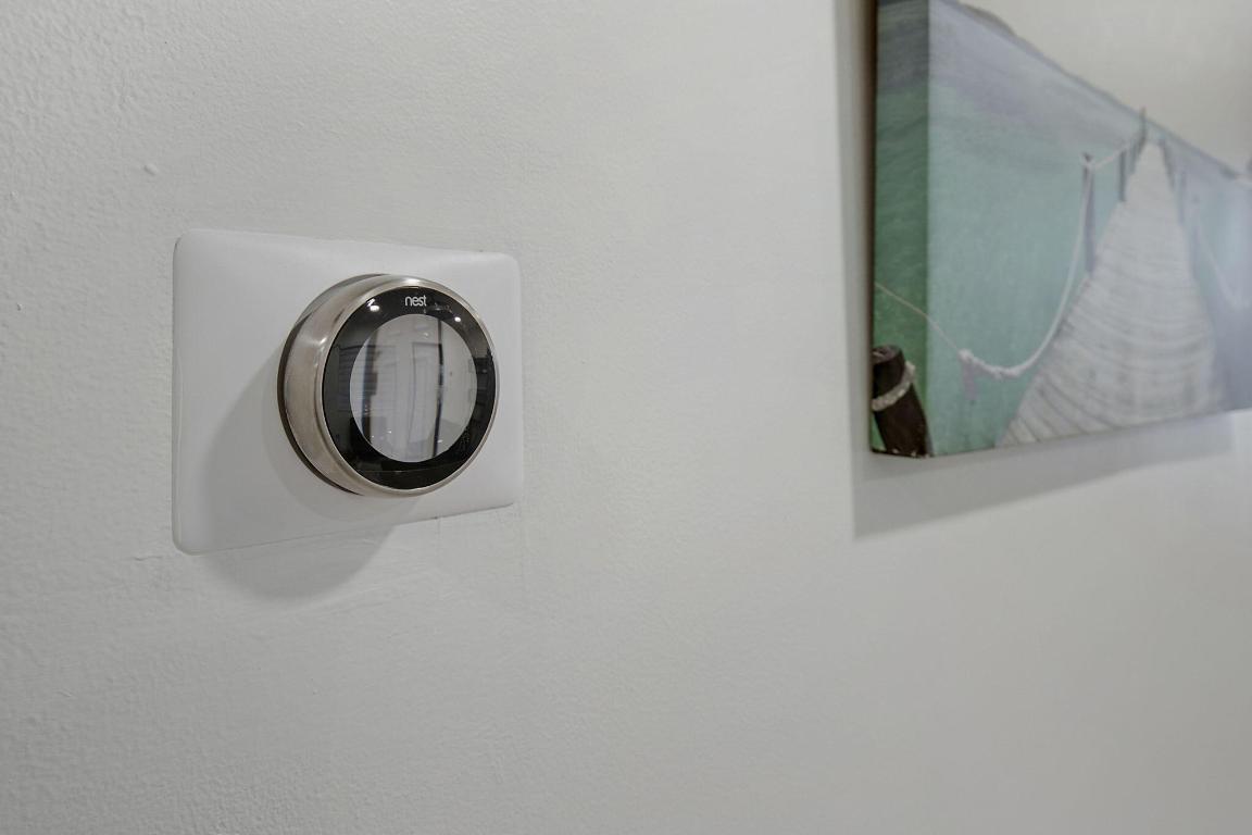 LAUDER-GATE - Residential Lease