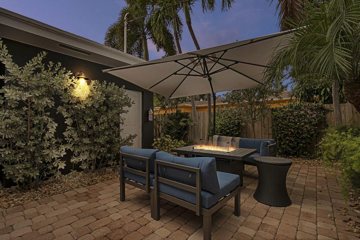 LAUDER-GATE - Residential Lease