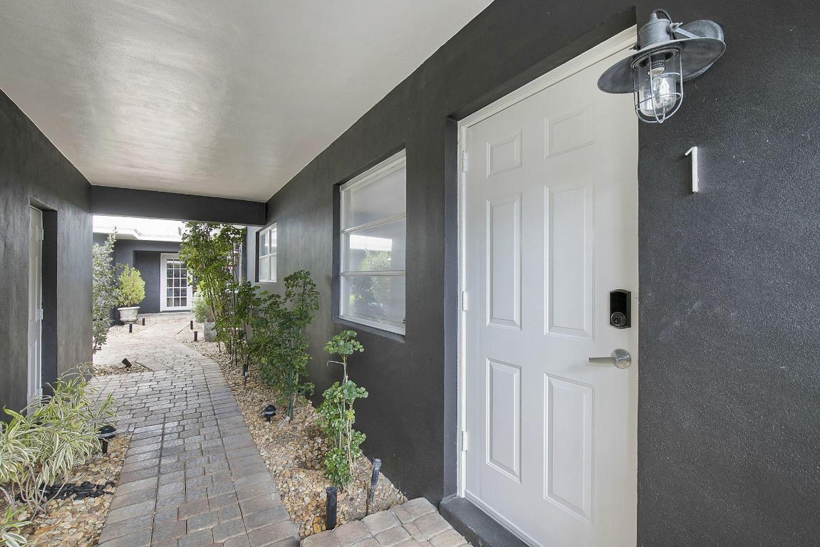 LAUDER-GATE - Residential Lease