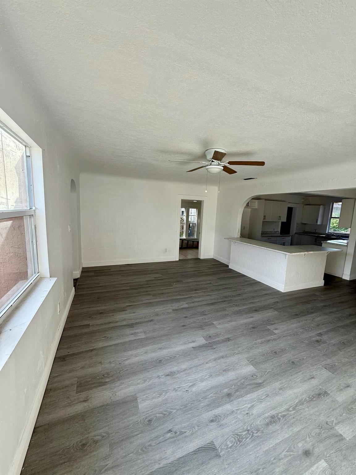 HOLLOWAY ADDN TO BELLE GL - Residential