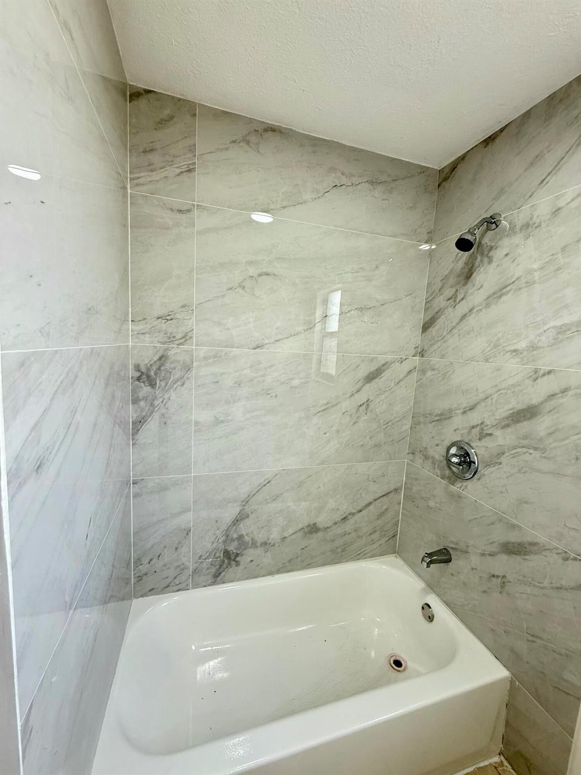 HOLLOWAY ADDN TO BELLE GL - Residential