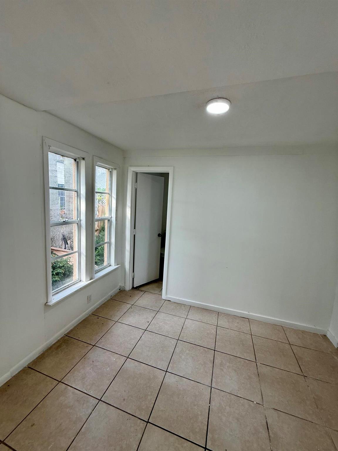 HOLLOWAY ADDN TO BELLE GL - Residential