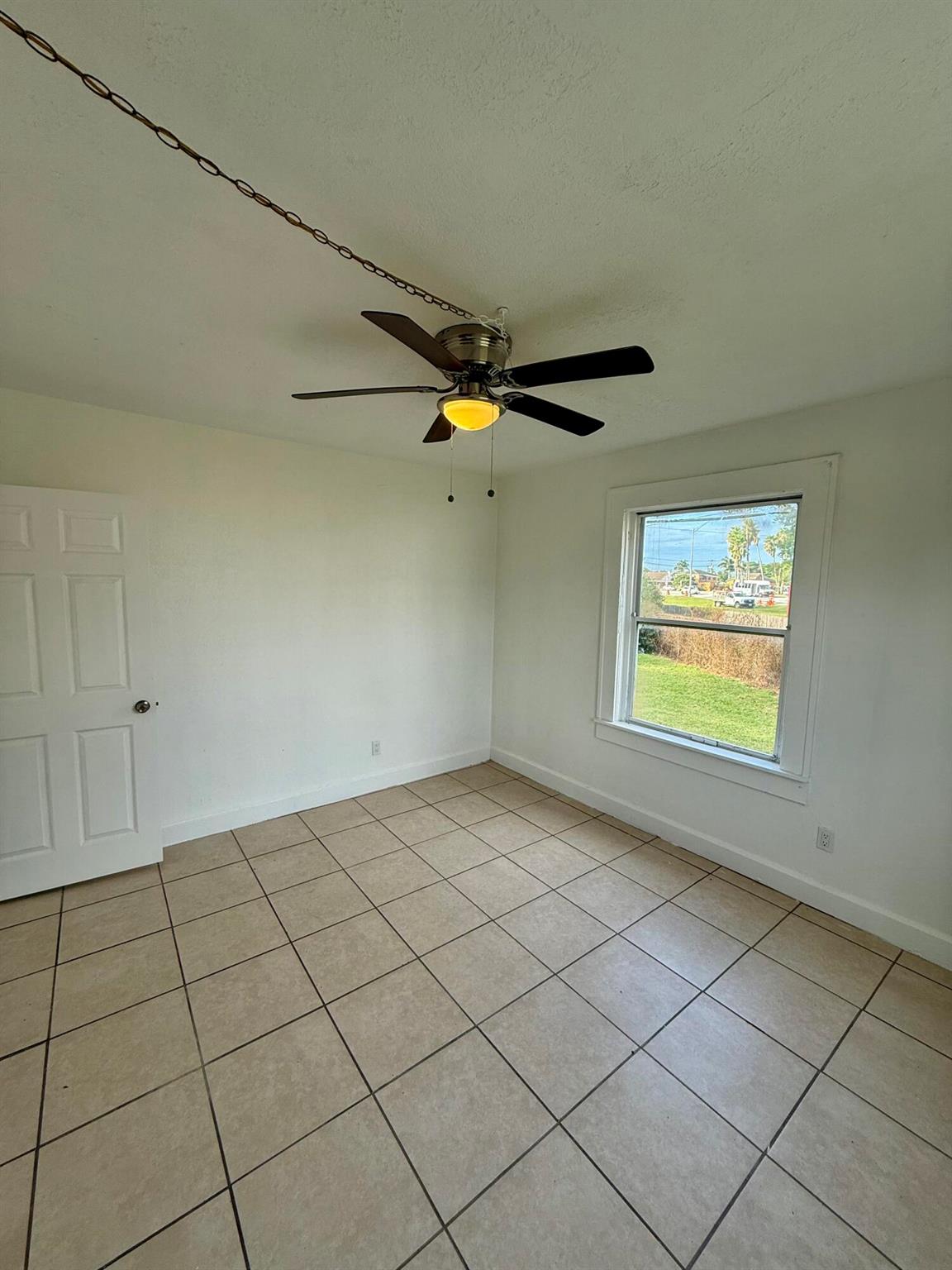 HOLLOWAY ADDN TO BELLE GL - Residential