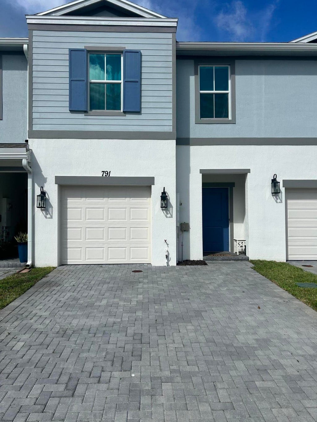Photo of 791 NE Trailside Run, Port Saint Lucie, FL 34983 (MLS # B26051536)
