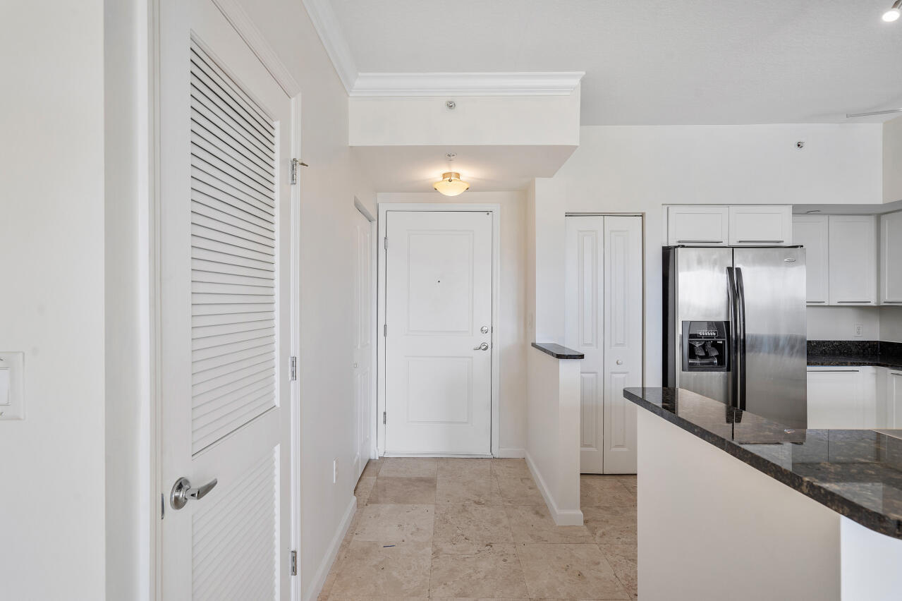 Astor - Residential Lease