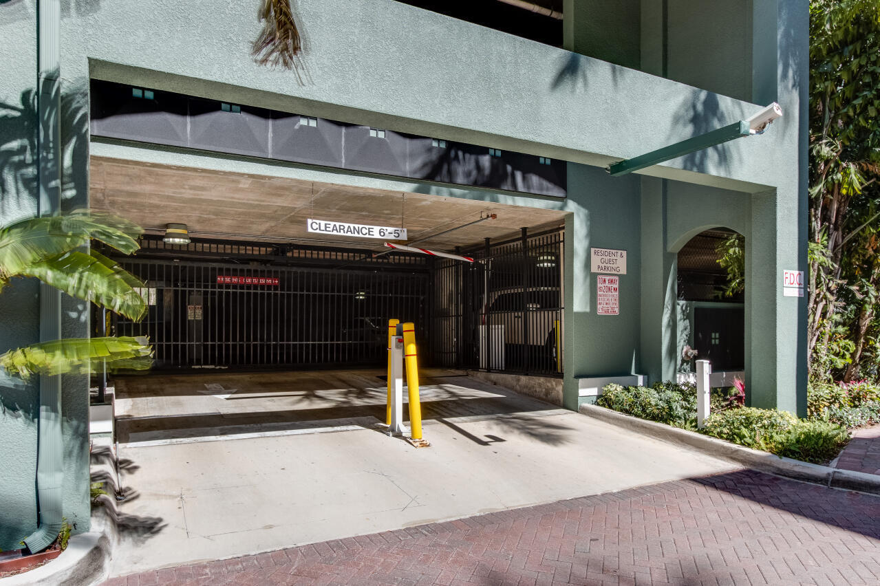 Astor - Residential Lease