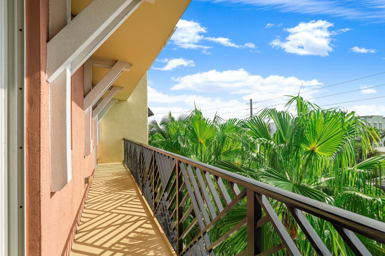 Astor - Residential Lease