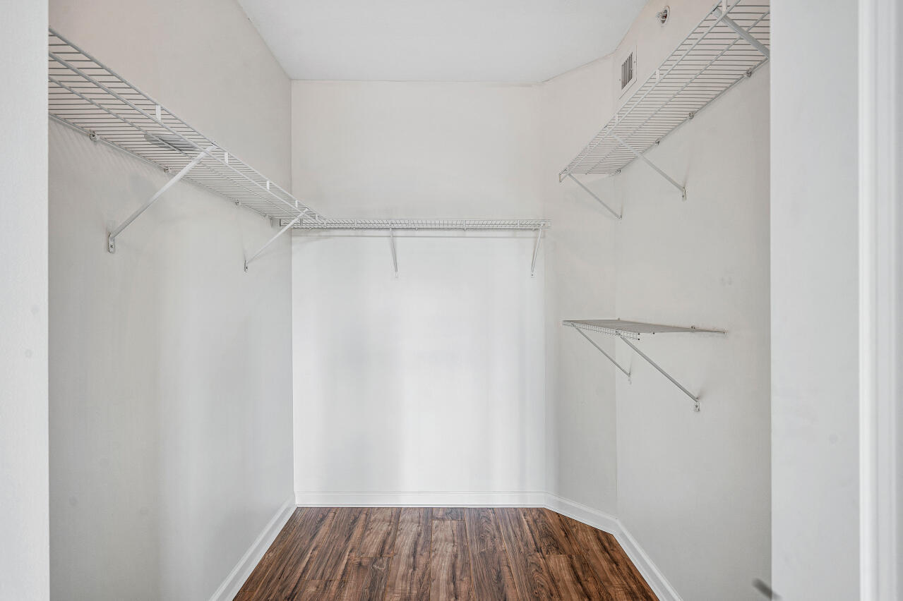 Astor - Residential Lease