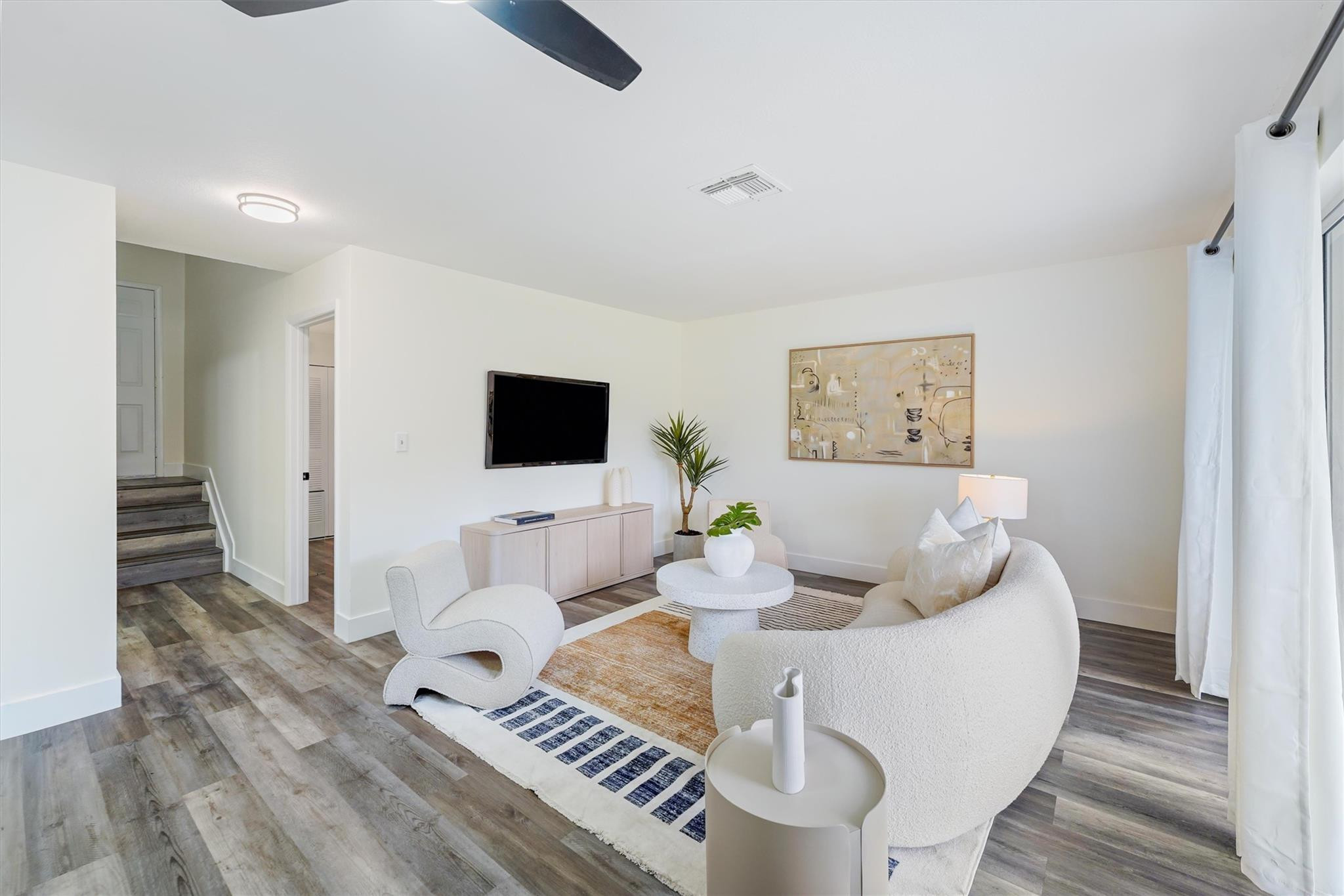 VILLAS AT WOODLAND GREENS - Residential