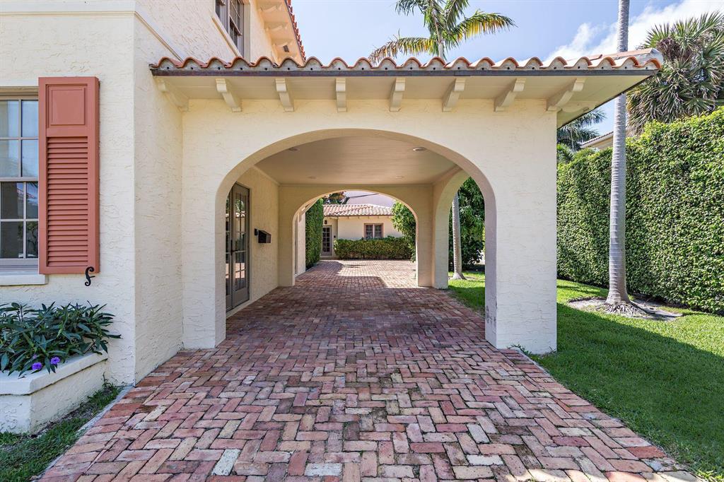 LAKEWOOD - Residential