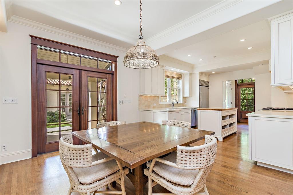 LAKEWOOD - Residential