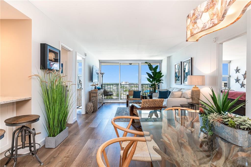 Silver Thatch - Residential