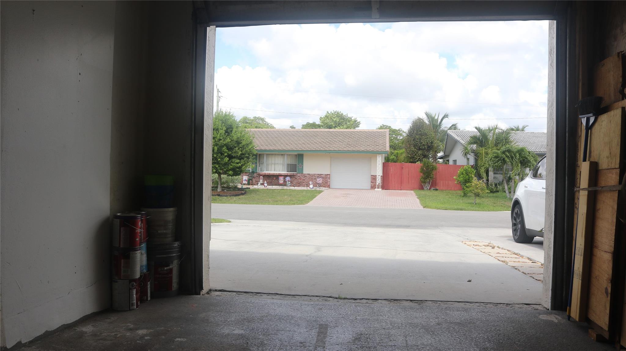 4105 NW 78th Ter