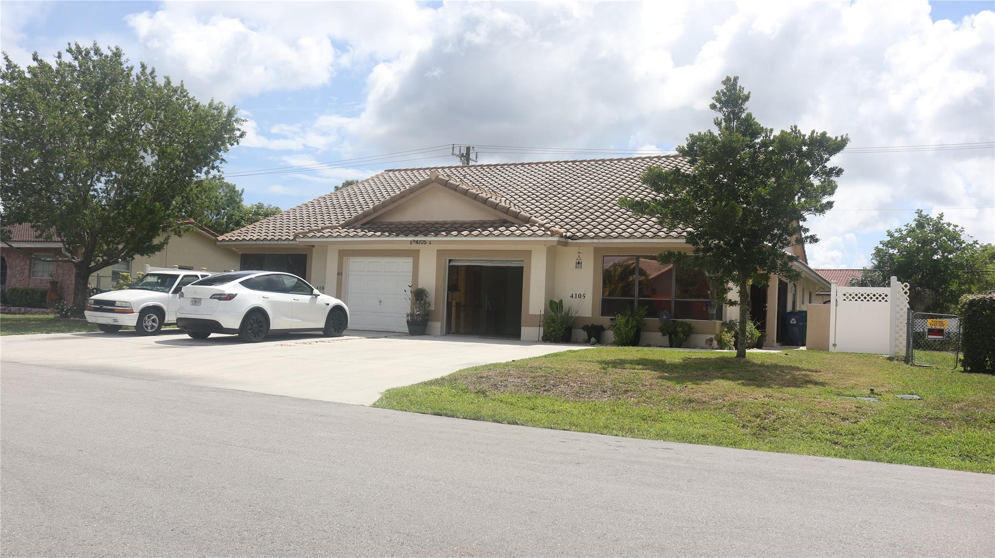 4105 NW 78th Ter