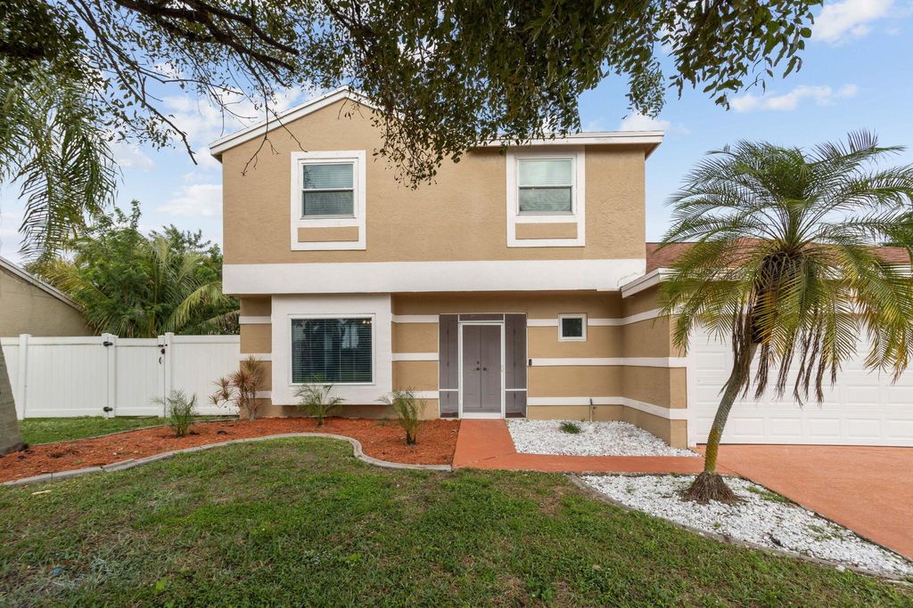 Photo of 9917 Moss Pond Drive, Boca Raton, FL 33496 (MLS # R10953496)