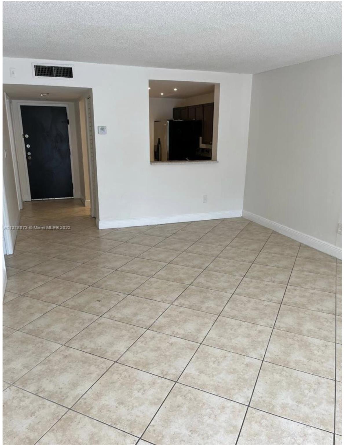 484 NW 165th St Road Street A211