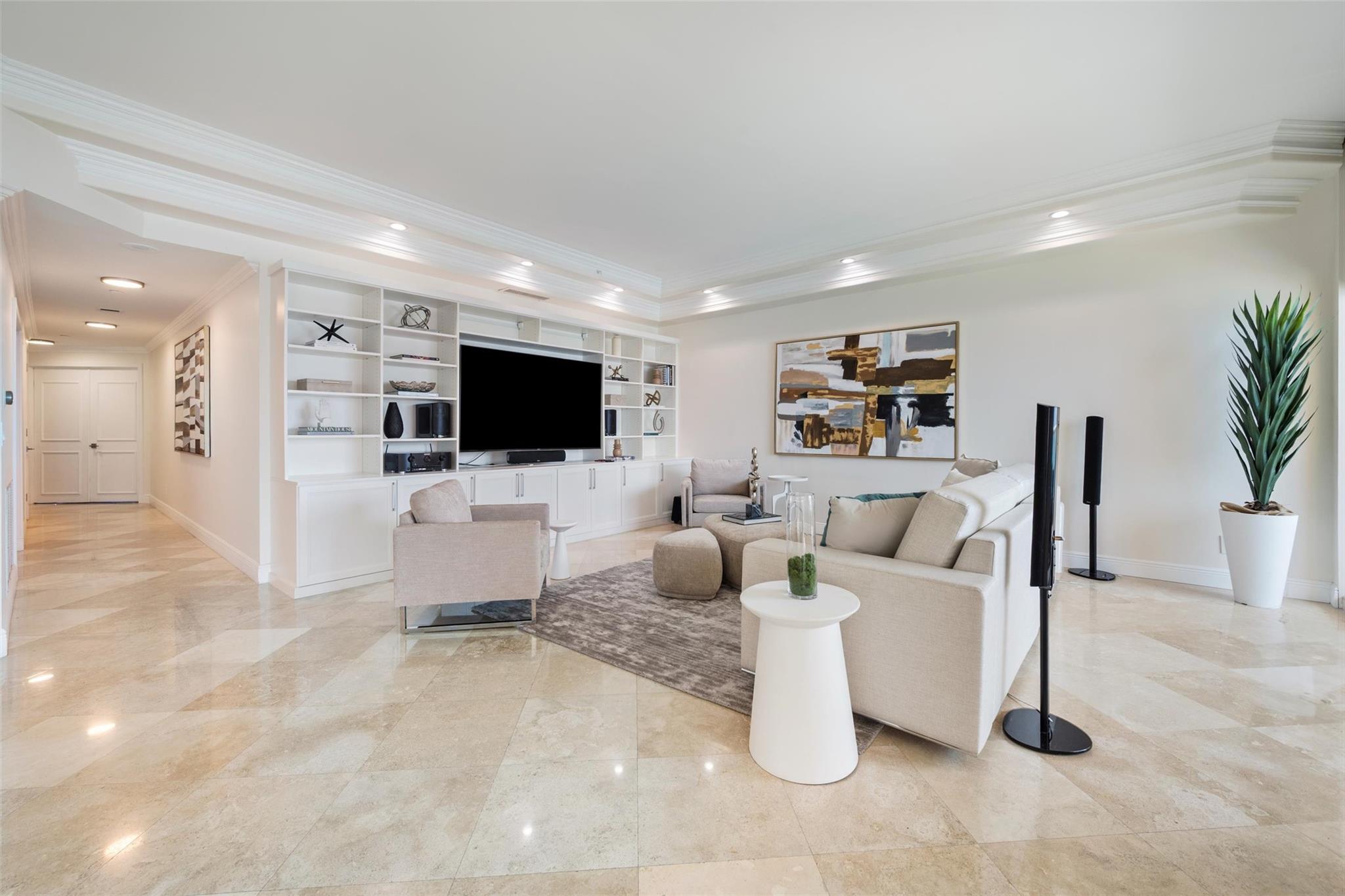 2100 N Ocean Blvd 20D
