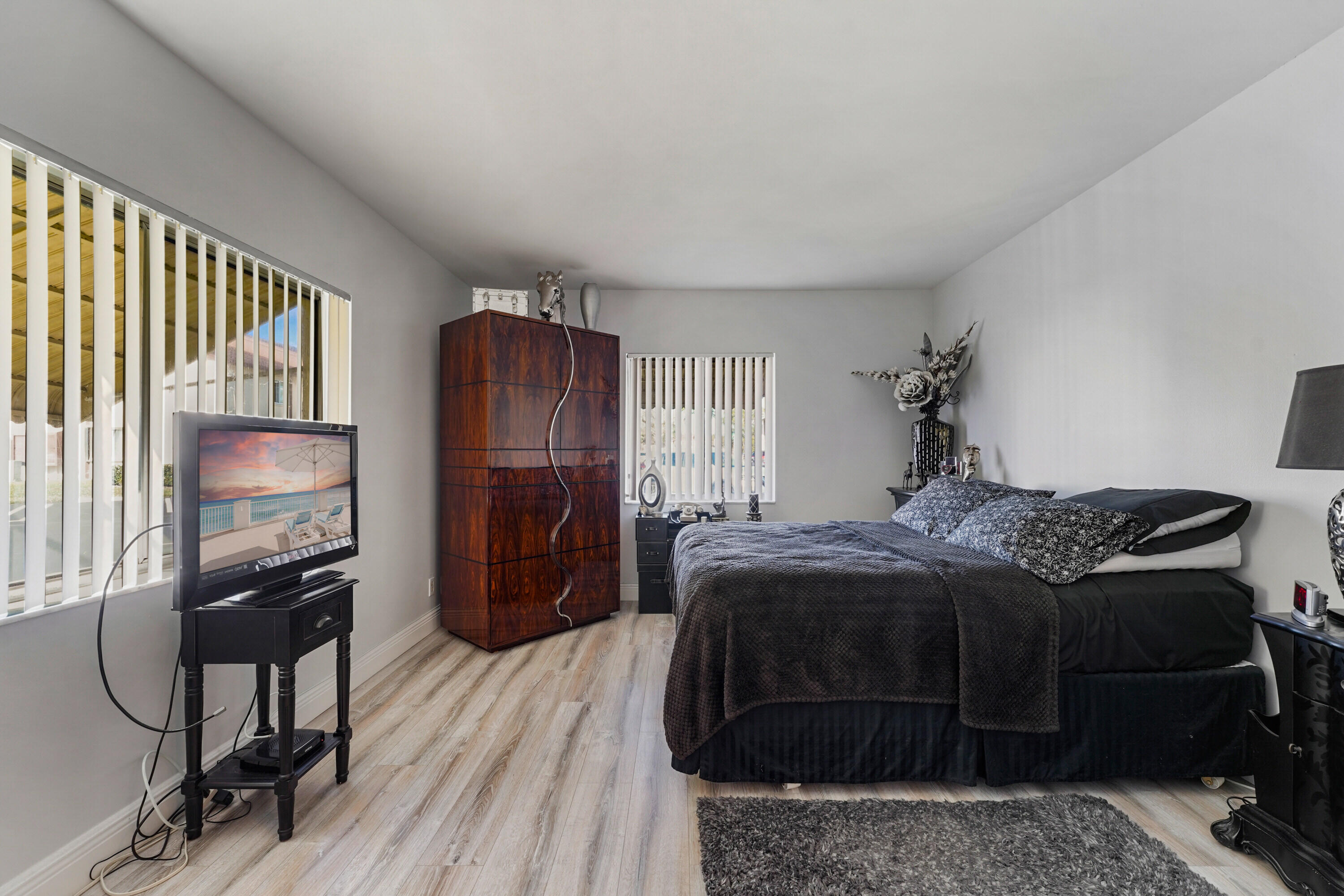 LA PINATA CONDO - Residential Lease