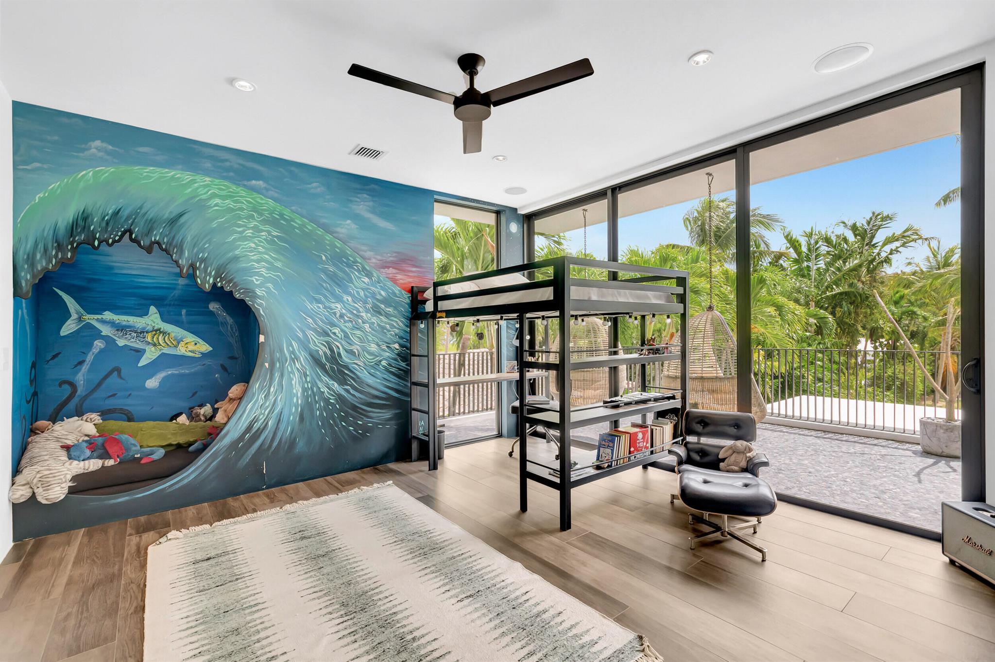 HILLSBORO SHORES SEC - Residential