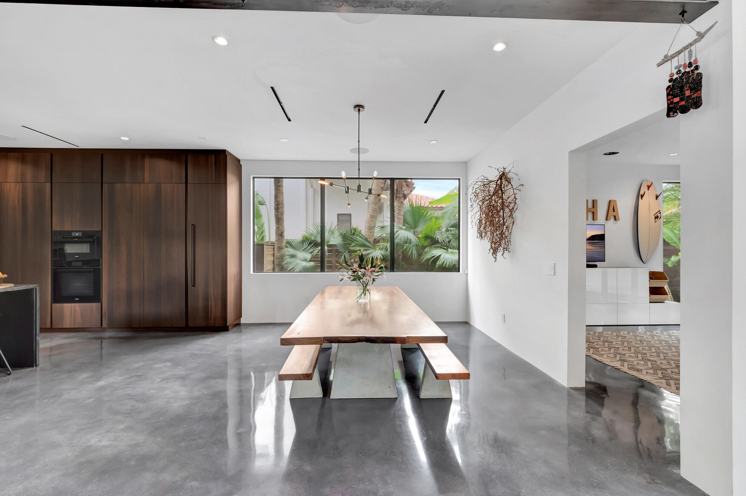 HILLSBORO SHORES SEC - Residential