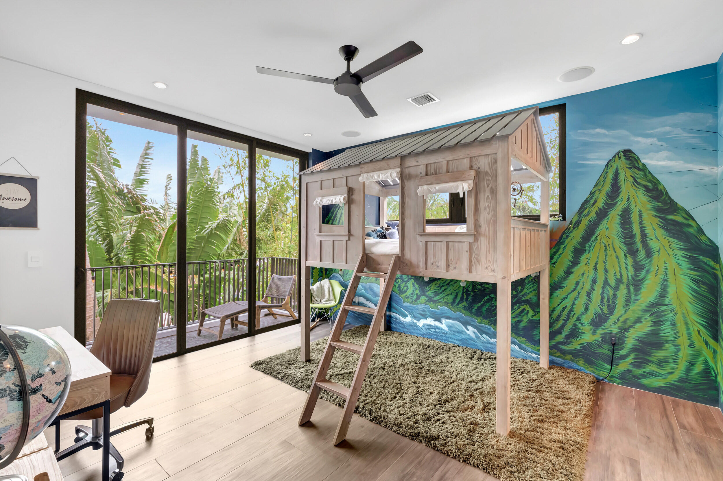 HILLSBORO SHORES SEC - Residential