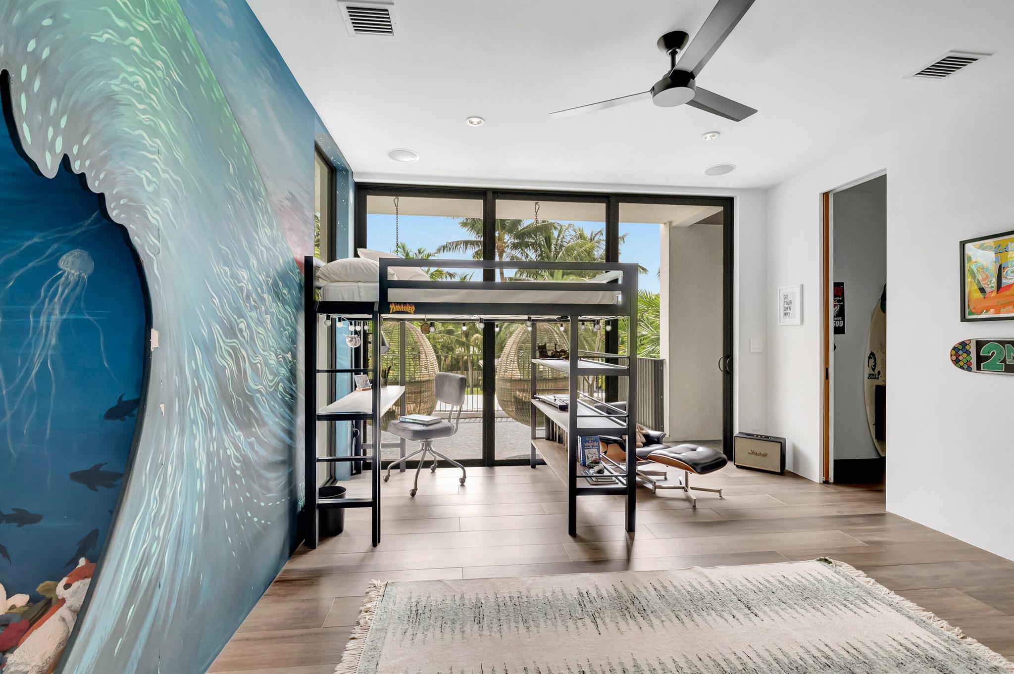 HILLSBORO SHORES SEC - Residential