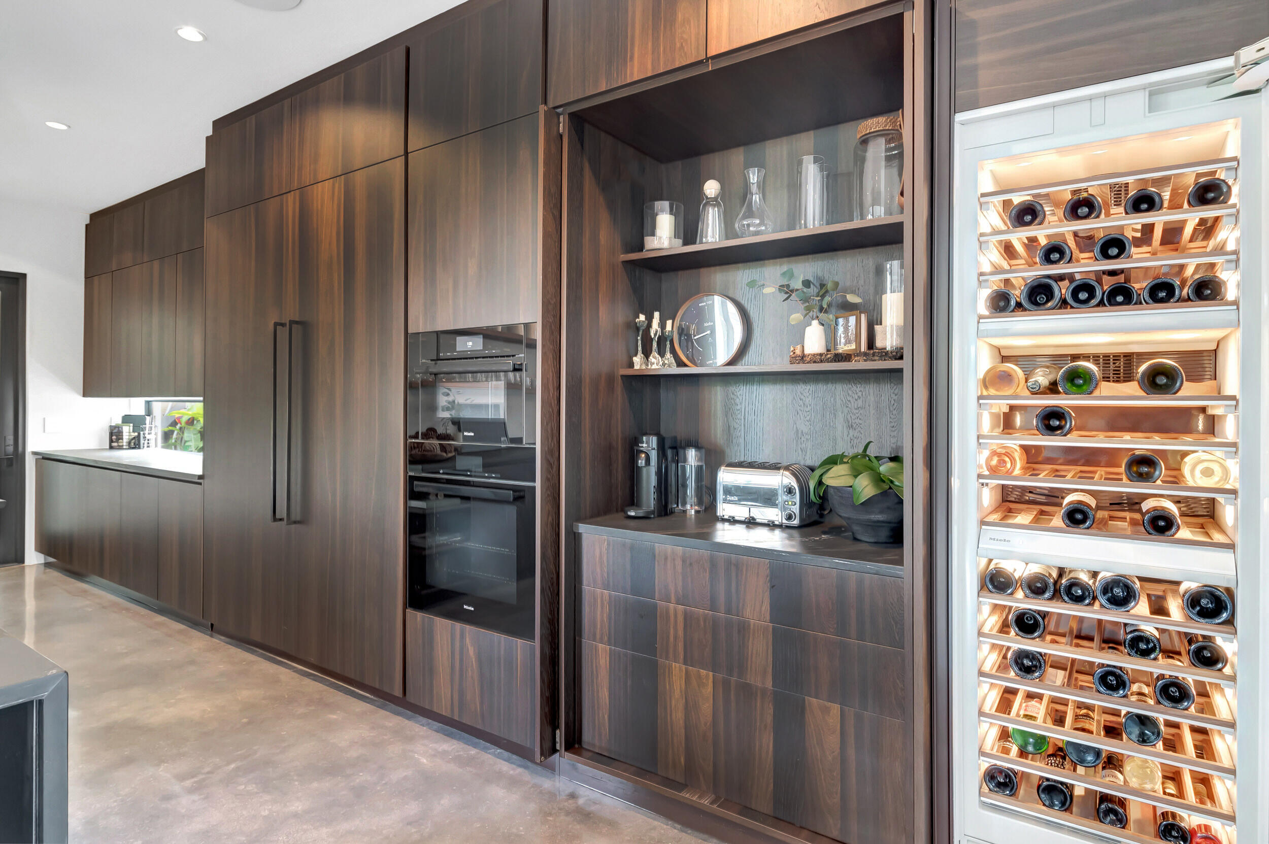 HILLSBORO SHORES SEC - Residential