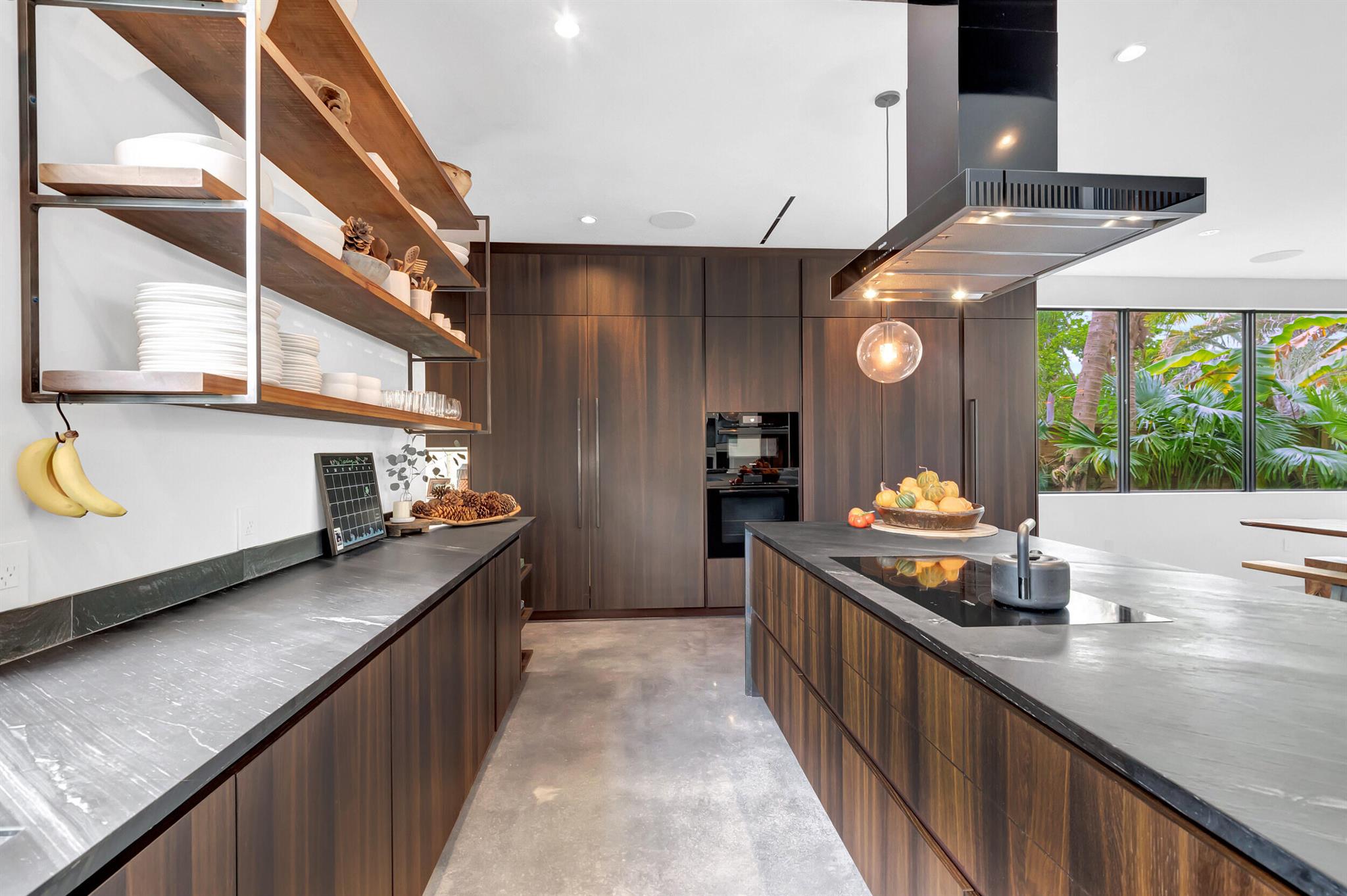 HILLSBORO SHORES SEC - Residential