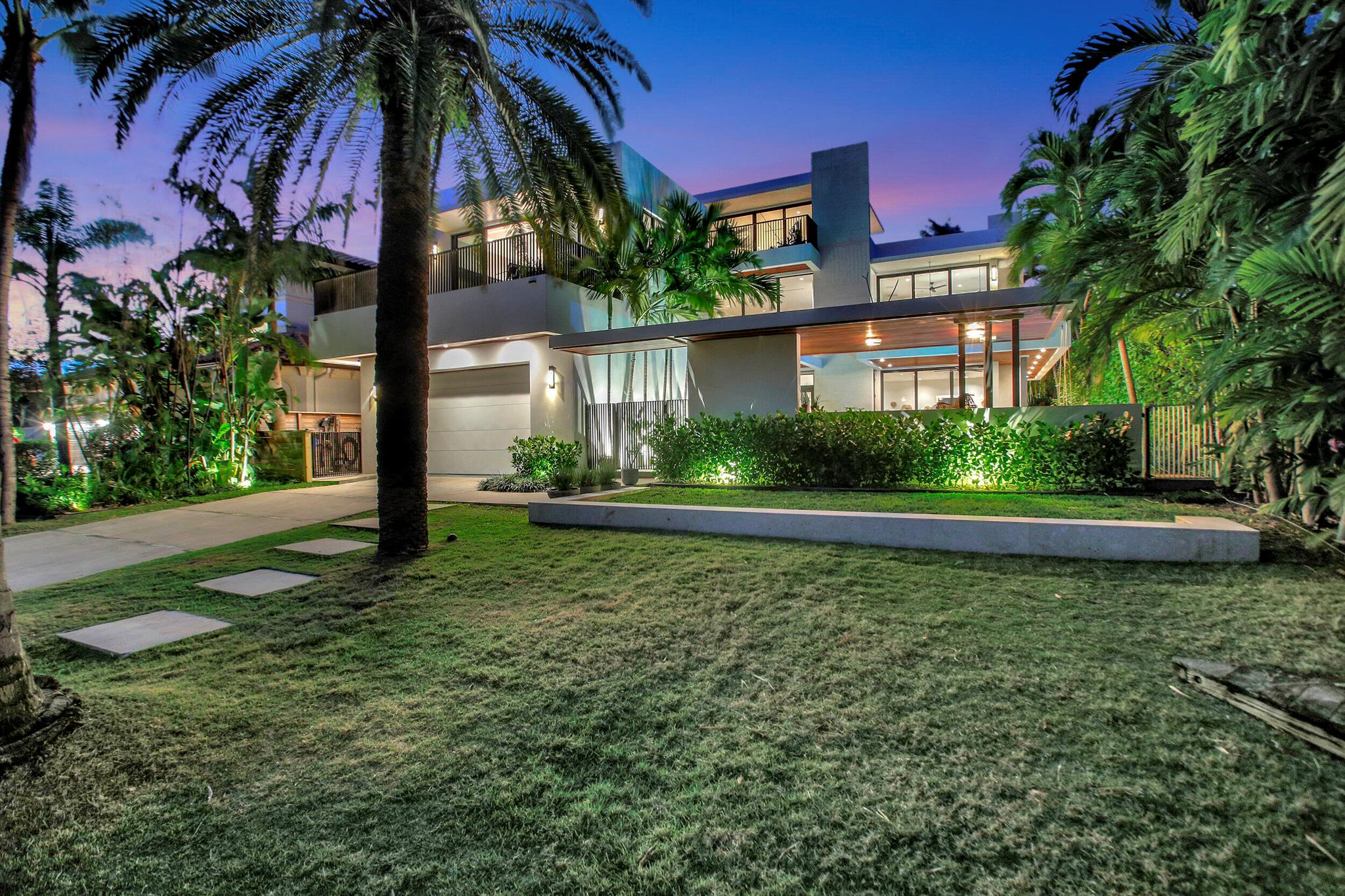 HILLSBORO SHORES SEC - Residential