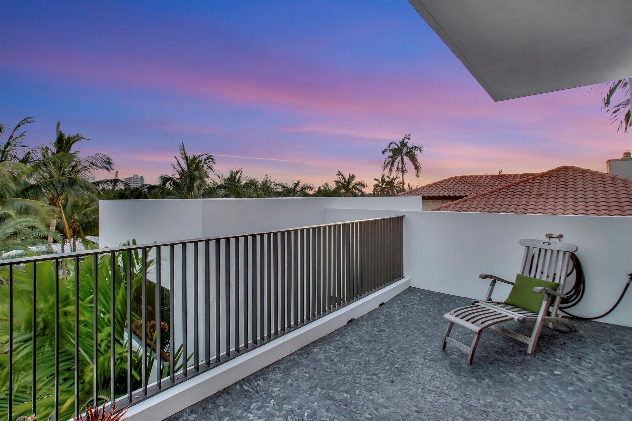 HILLSBORO SHORES SEC - Residential