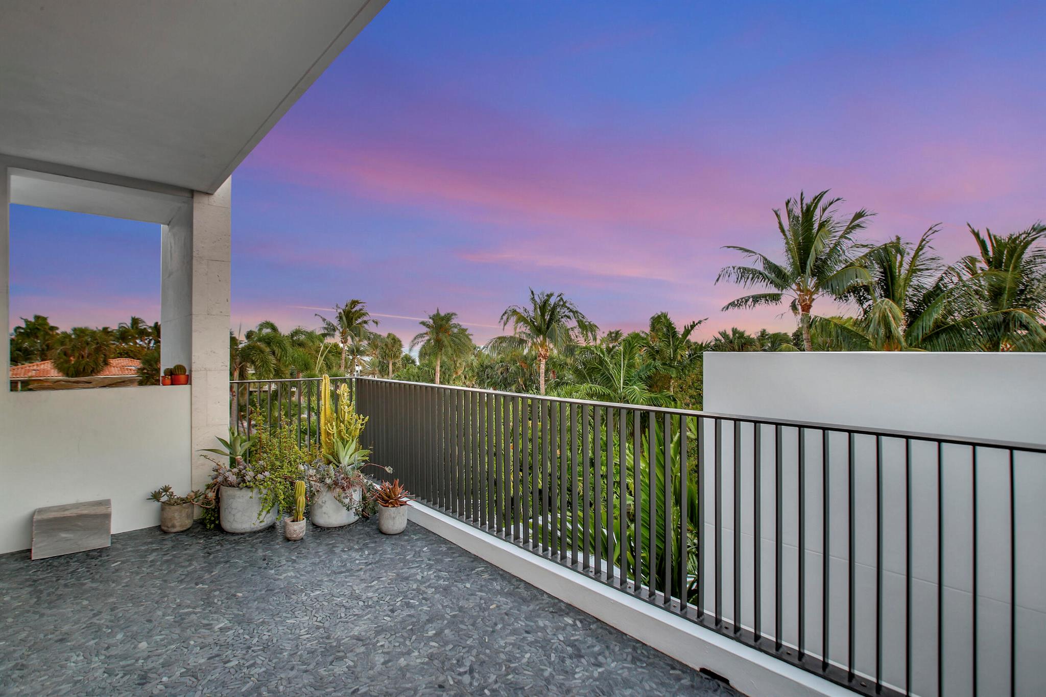 HILLSBORO SHORES SEC - Residential