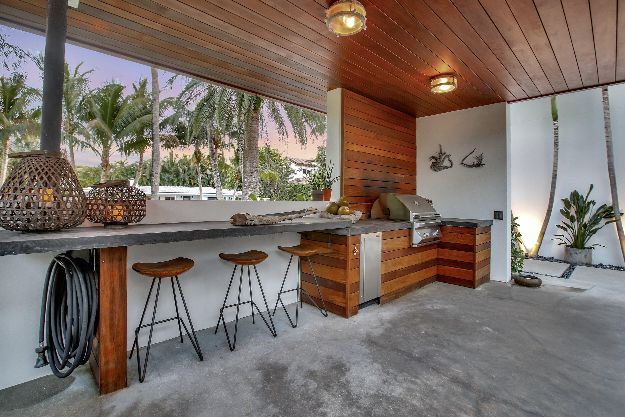 HILLSBORO SHORES SEC - Residential