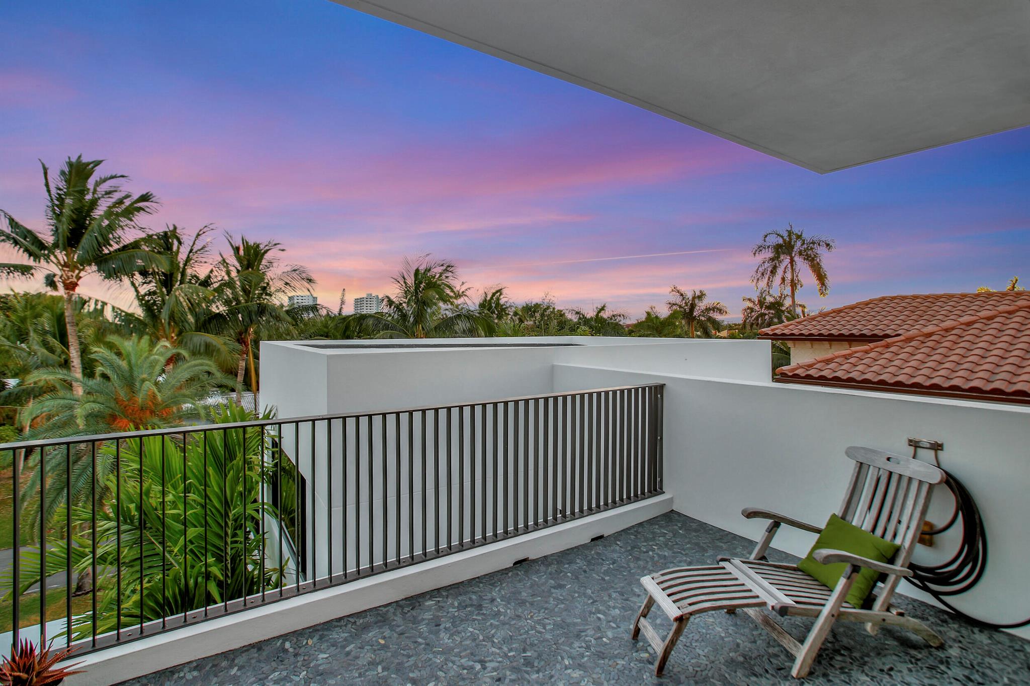 HILLSBORO SHORES SEC - Residential