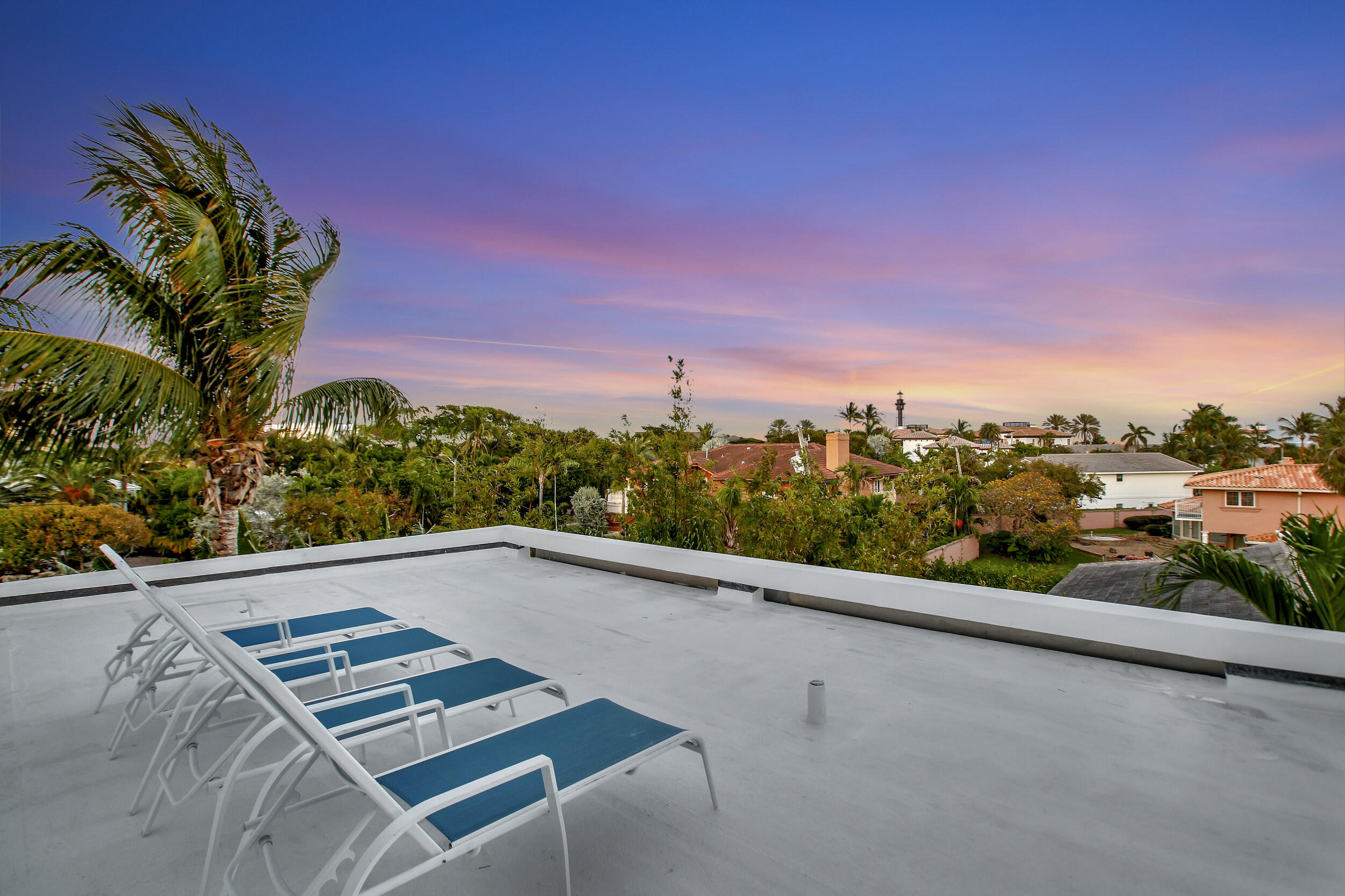 HILLSBORO SHORES SEC - Residential