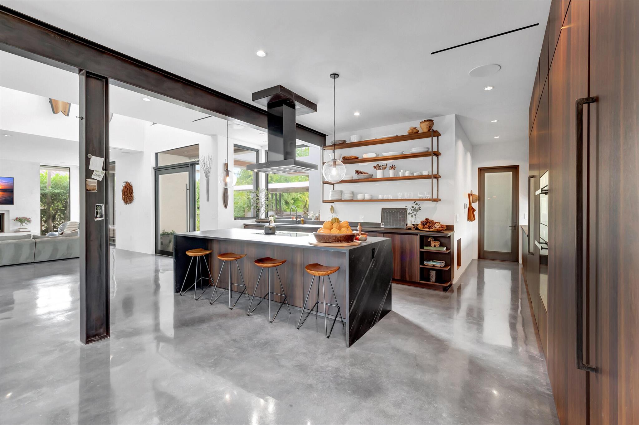 HILLSBORO SHORES SEC - Residential