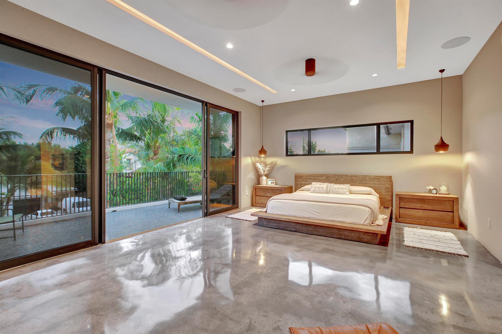 HILLSBORO SHORES SEC - Residential