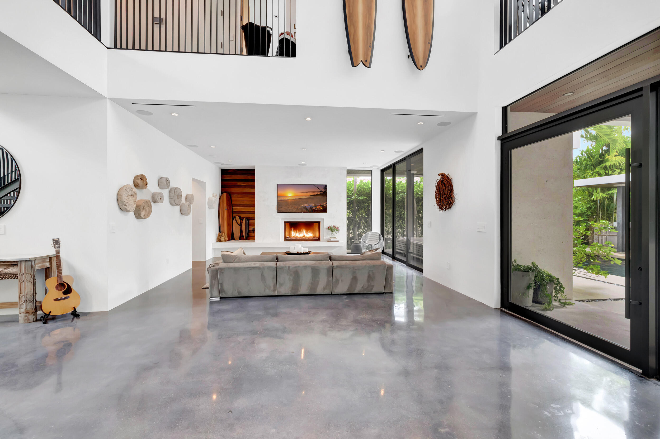 HILLSBORO SHORES SEC - Residential