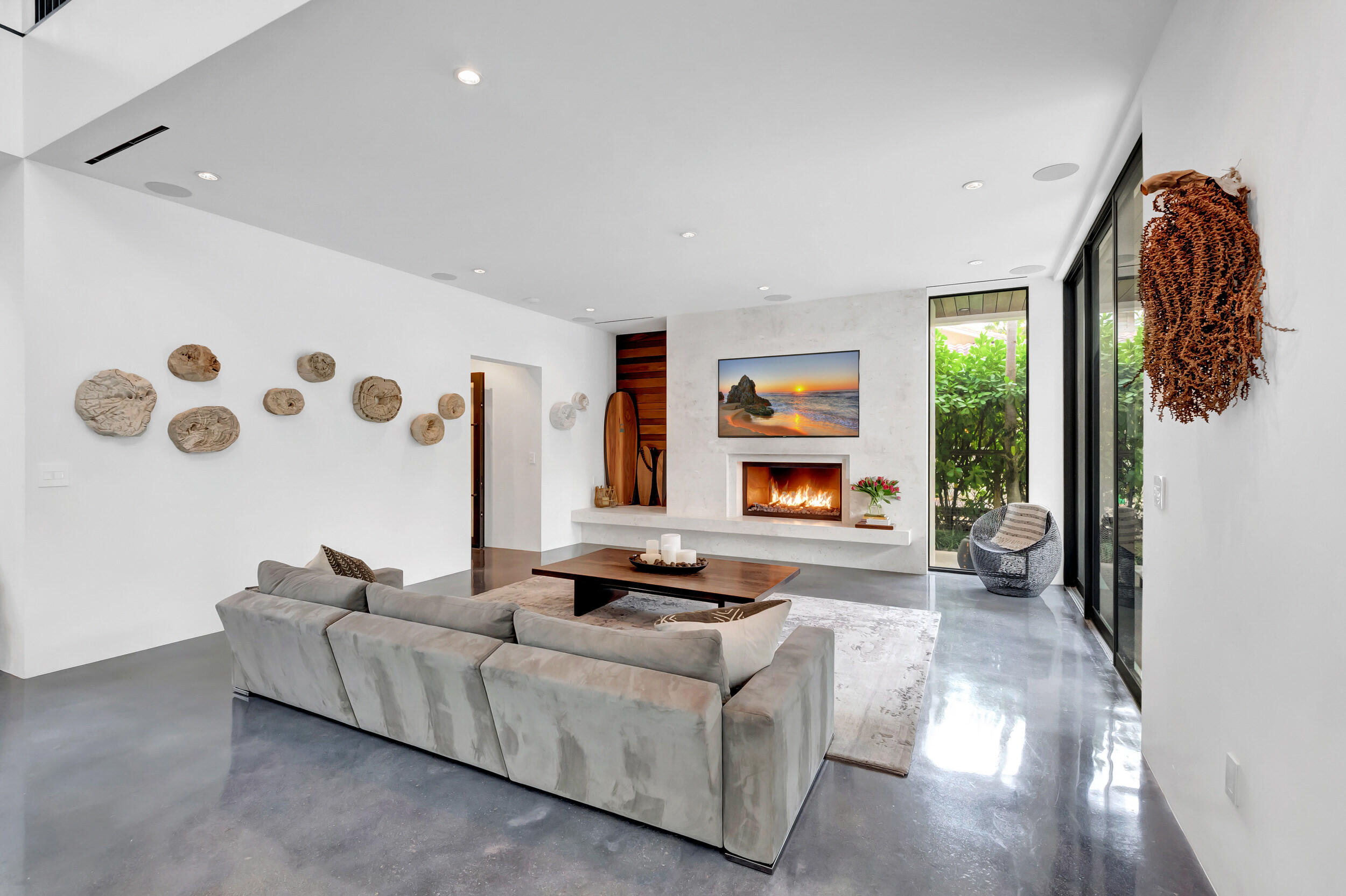 HILLSBORO SHORES SEC - Residential