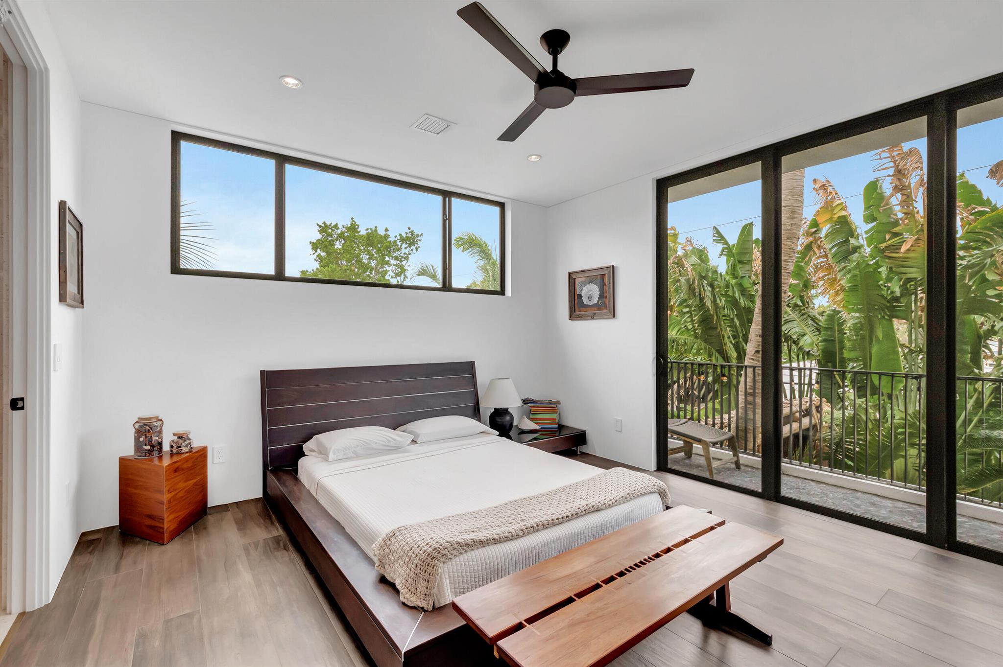 HILLSBORO SHORES SEC - Residential